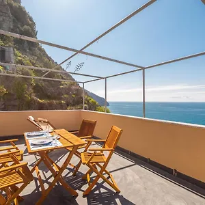  Apartment Queen Of Sea Diamond, Terre Marine Italy