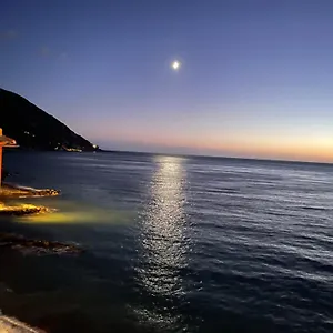  Apartment La Lampara Italy