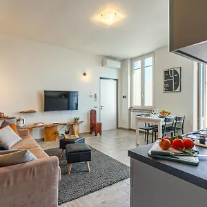  Apartment Al 33 Di Via Roma - Italy